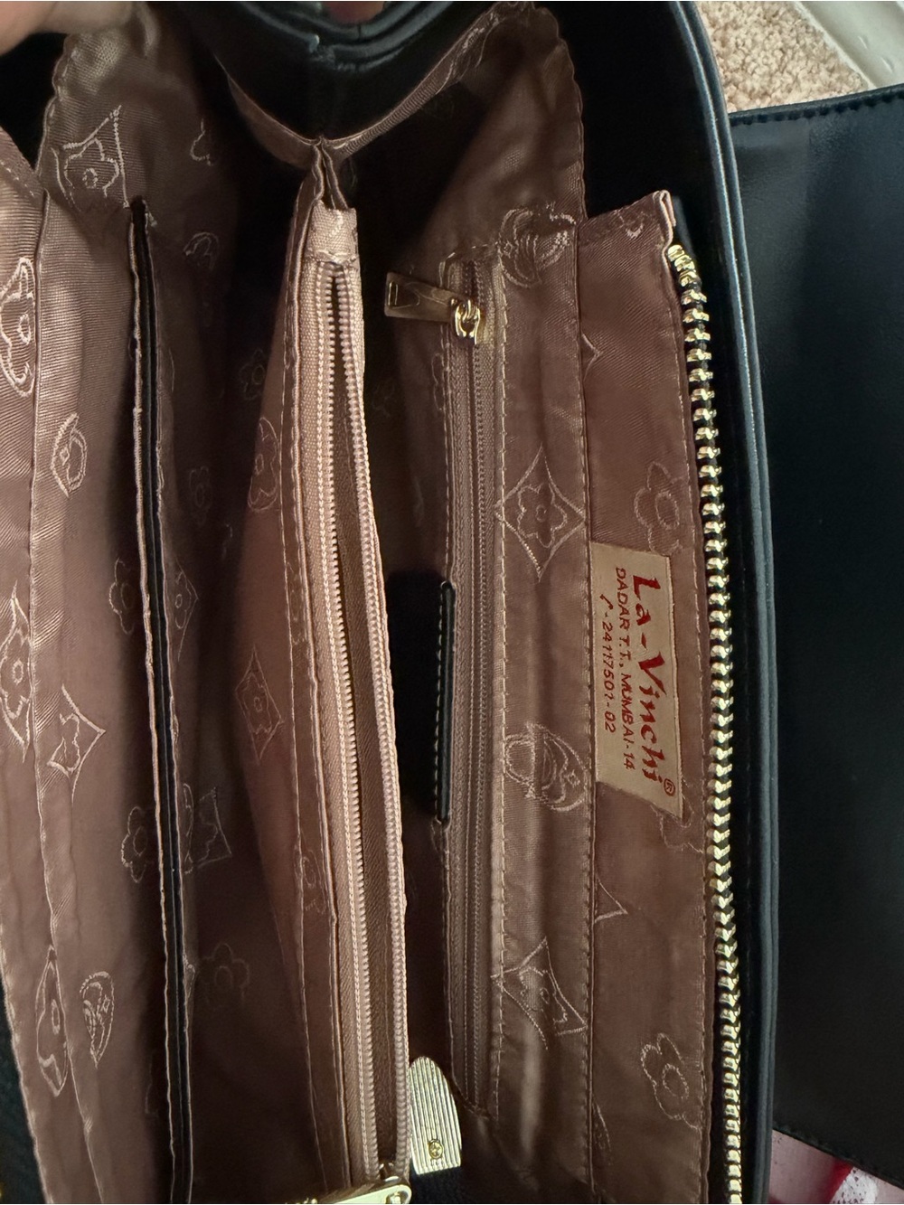 NWT La-Vinchi obede Black Monogram Top Handle Satchel Bag with Gold Hardware - Picture 7 of 9